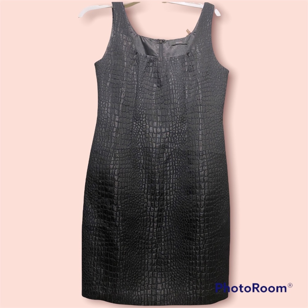 Tahari black dress 6 polyester and cotton